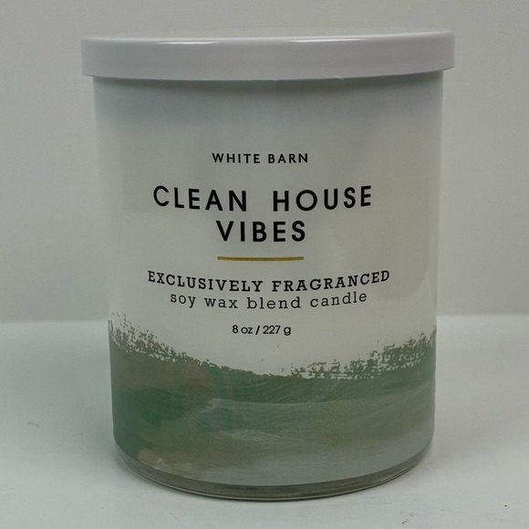 NWT NEW White Barn Clean House Vibes Single Wick Soy Wax blend 8 oz Candle - Picture 1 of 5